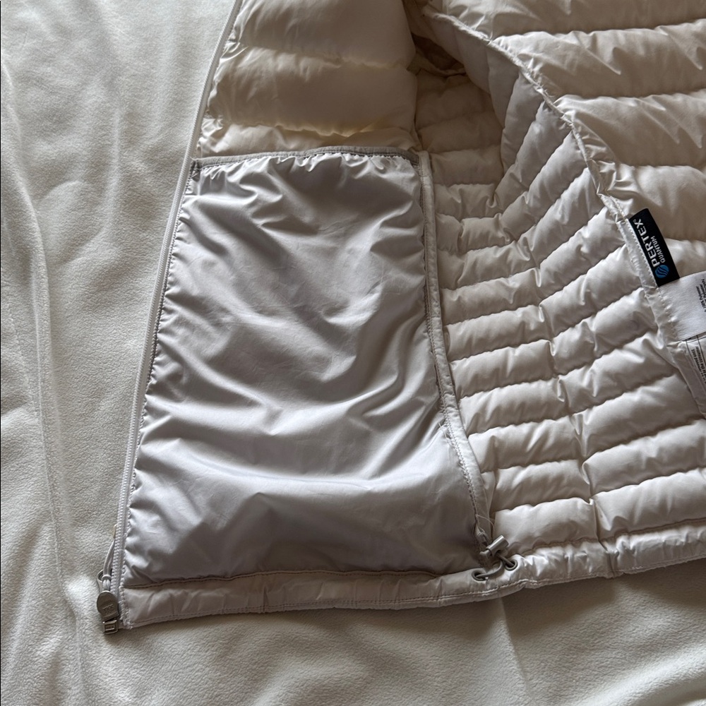 Eddie Bauer parka - Picture 14 of 16